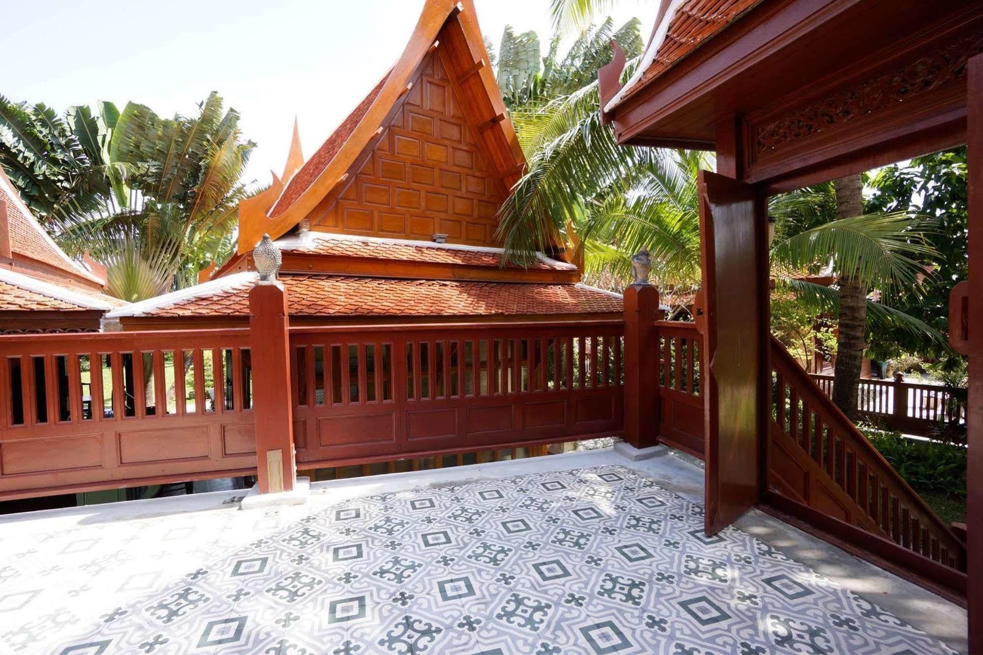 Hotel Baan Sang Pathum Rawai Exterior foto