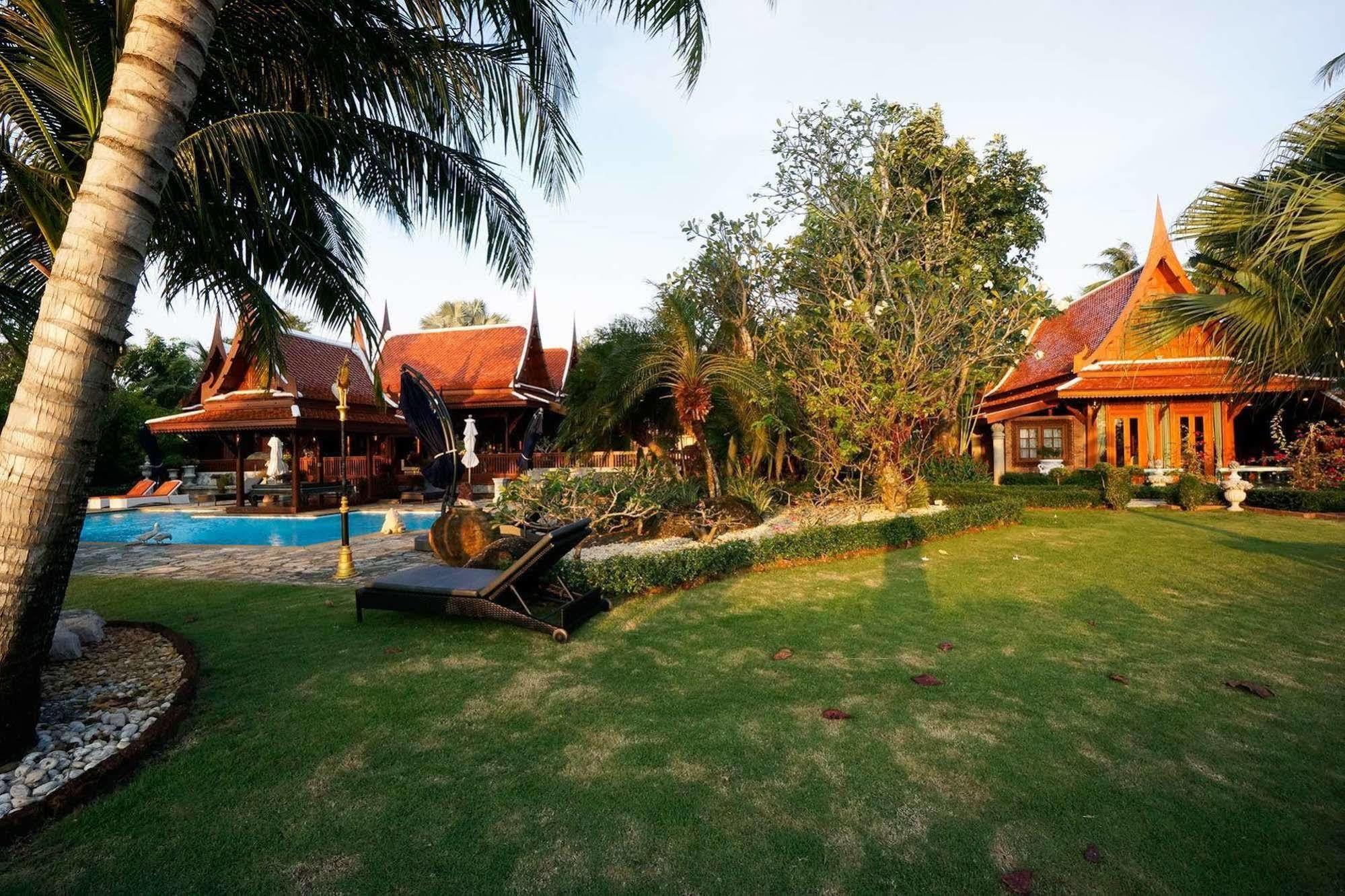 Hotel Baan Sang Pathum Rawai Exterior foto